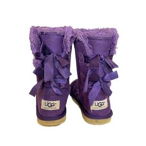 UGG Australia Bailey Bow - Size C1